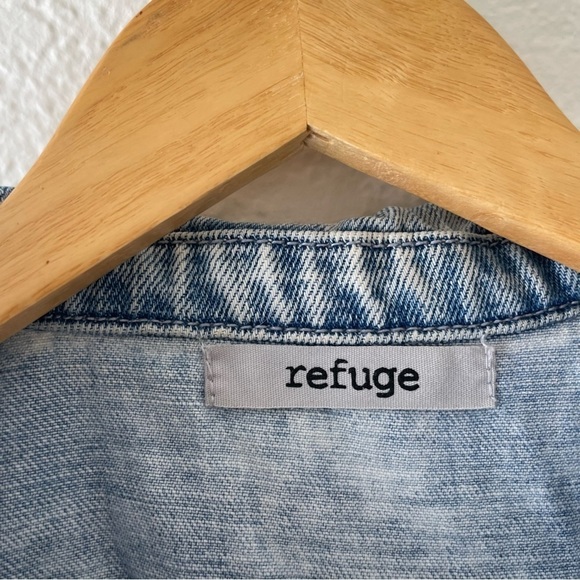 Refuge Light Wash Distressed Denim Jacket with Holes - Picture 2 of 4
